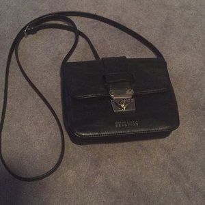 Kenneth Cole reaction crossbody